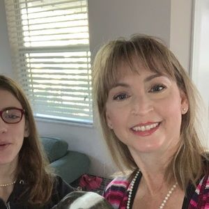 Meet your Posher, April